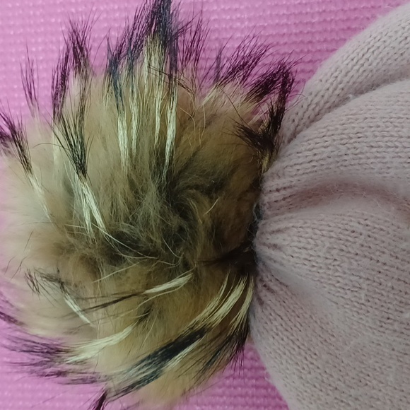 Wool raccoon pompom winter hat for girls size 6-10 years old - Picture 3 of 9